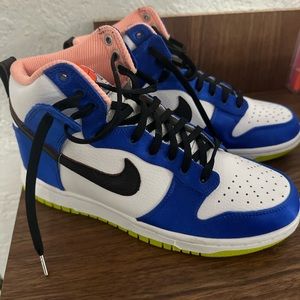 Nike high dunks